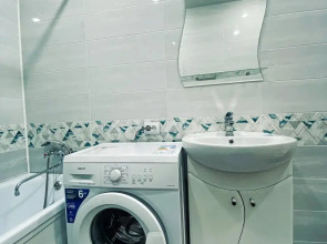 Квартира с Панорамным Балконом и Индивидуальным Отоплением. Тихий Уютный Район с Очень Развитой Инфраструктурой