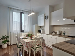 ЕвроУют Апартаменты Стильные в Центре