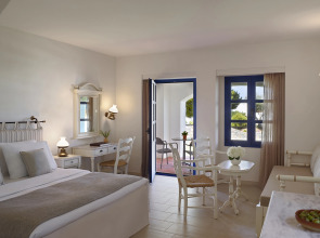 Отель Creta Maris