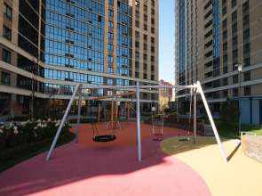 Квартира Новая студия в 5 минутах от ТРЦ Аура