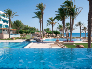 Constantinou Bros Asimina Suites Hotel (Adults only)	
