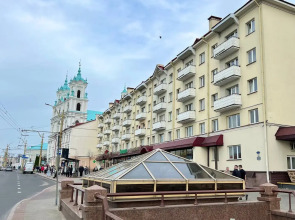 Апартаменты SILVER от CityRent с видом на площадь