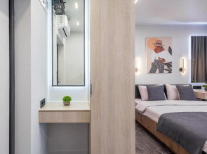 Квартира с бассейном на территории МореСолнцеАпарт