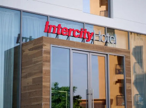 Отель IntercityHotel Dubai Jaddaf Waterfront