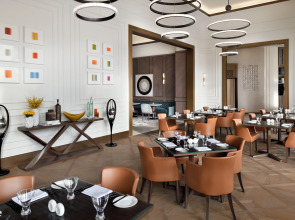 Отель Address Downtown