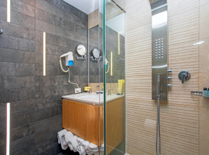 Отель Cartez by Horizon Hotels Yerevan