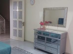 Na Beregu Morya Oae Villa