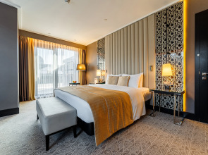 Отель DoubleTree by Hilton Minsk