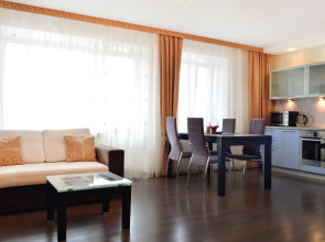 Апартаменты Рядом с центром на Татищева 53