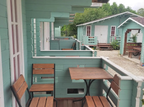 База отдыха Lazurny