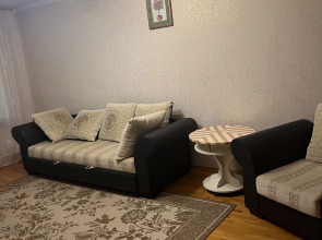 Апартаменты 3-х комнатная квартира в удобном районе