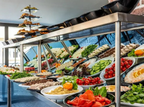 Отель Interstar