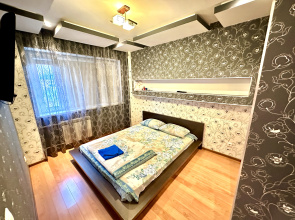 Svetlaya 2-komnatnaya: ryadom gostinnitsa Vorkuta i Tsentralnaya ploshad Flat