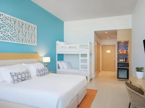 Курортный отель Centara Mirage Beach Resort Dubai