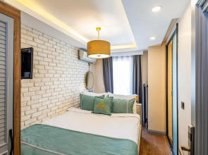 Отель Interstar