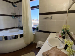 Апартаменты 2-к Элитные апартаменты с видом на Кремль