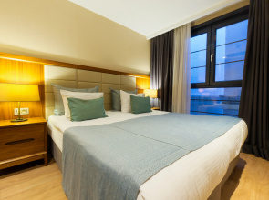 Endless Art Hotel