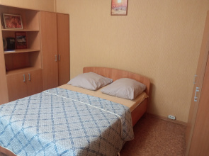 V Tsentre Flat