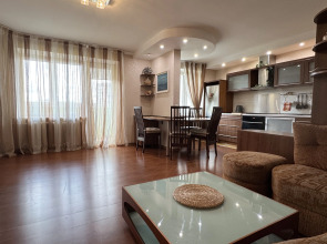 Квартира Трехкомнатная на 9 Апреля