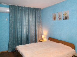 2-Kh Komnatnaya Kvartira Apartments