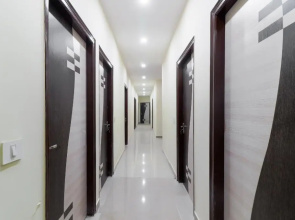 Kris International Mughalsarai Hotel