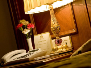 Отель Glk Premier Regency Suites & Spa