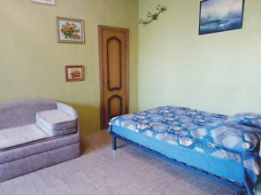 Квартира эконом двухкомнатная рядом с центром, 33 квартиры