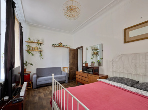 Apartamenty Bul'var 12-mestnyj apartament Retro Stil' s Kinoteatrom i Sony PS4
