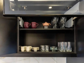 Отель BayMari Suites City Life