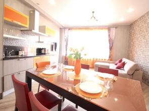 Kvartira Uyutnaya Treshka V Tsentre Apartments