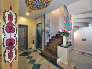 Отель Perapolis