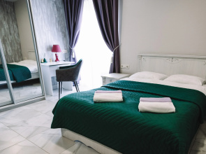 Royal Hotel