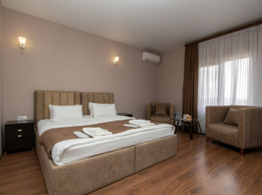 Hillside Guest house