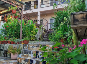 U Monastyirya Apartments