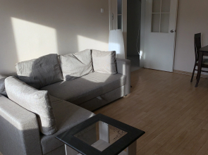 Dvushka Na Optimistov Flat