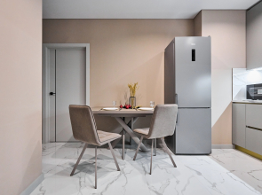 Квартира Просторная Возле Центральной Больницы