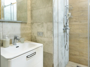 Апартаменты Уютная 2х Комнатная Квартира Green Studio 2 у Моря