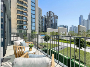 Duplex w/ large outdoors patio on Pool level@BurjK-209 Apartments