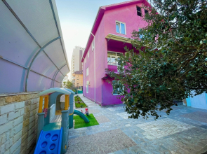 Alye Parusa Guest House