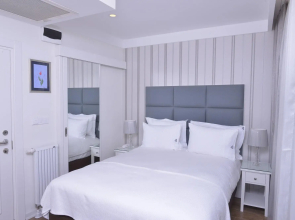 Отель Ten Rooms Istanbul Hotel