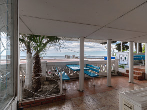 Гостевой Дом Дворик у Причала