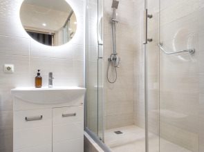 Апартаменты Bolshoi by Roomers 10