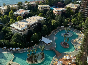 Dreamland Oasis Apart-hotel Apartments