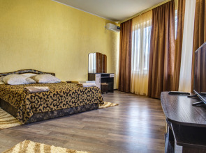 Отель Мидас