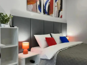 Pizhama Apartments: V tsvete