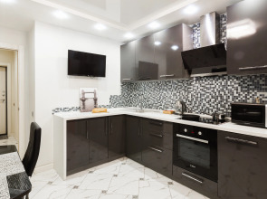 Апартаменты Stepanenkov на Окской 1