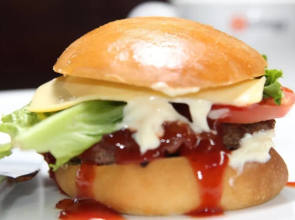 Richmond Hotel & Suites