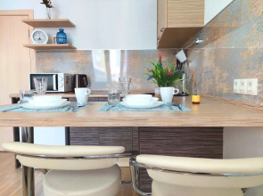 Три квартиры на Сахарова 2