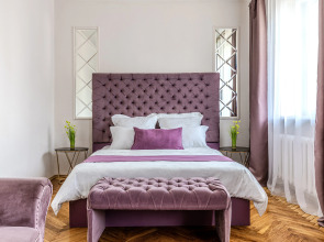 Квартира Трехкомнатная на Проспекте Независимости 23