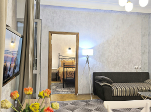 Апартаменты Карла Макса 8